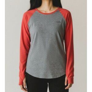 The North Face Motivation Ladies Long Sleeve Tee Medium Thumb Holes Stretch